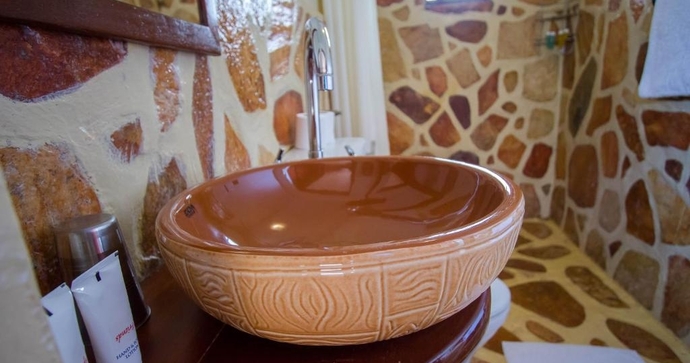 2 Friends Guest House