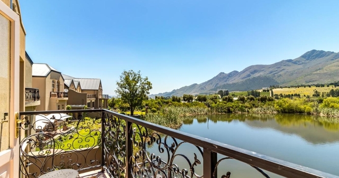 L'Ermitage Chateau & Villas