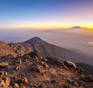 Mt Meru, Safari & Zanzibar