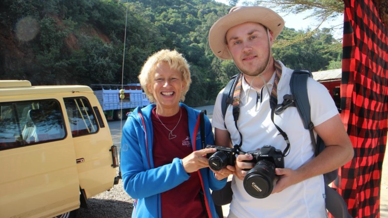 Reseledare p&aring; safari i Afrika