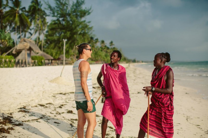 M&ouml;te med lokala folket i Zanzibar