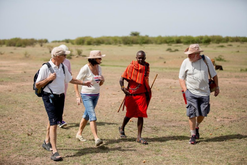 M&ouml;te med massajer i Kenya och Tanzania