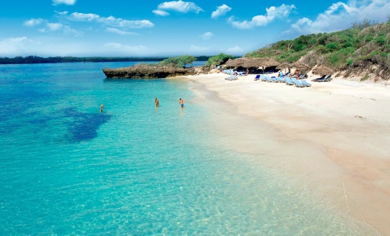 Kombinera safari med strandparadis