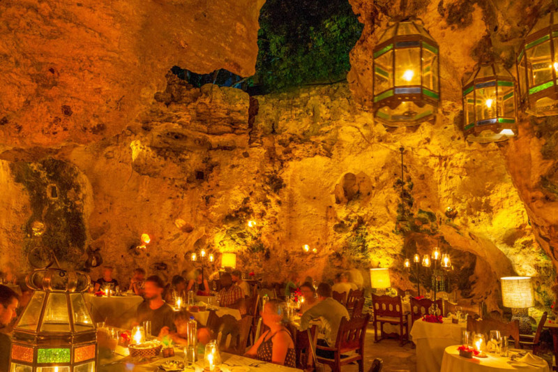Ali Barbour&acute;s Cave Restaurant i Kenya &ndash; &Ouml;stafrikas mest unika restaurang