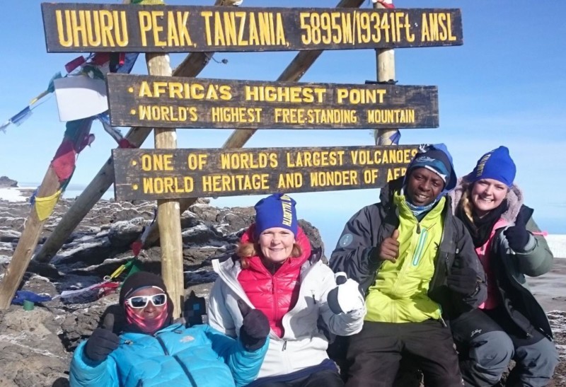 P&aring; toppen av Kilimanjaro &ndash; Afrikas h&ouml;gsta berg