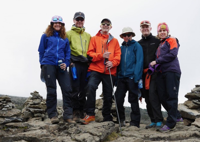 Jan (Bullen), Annika, Marie, Johan, Stefan och Merith p&aring; Kilimanjaro